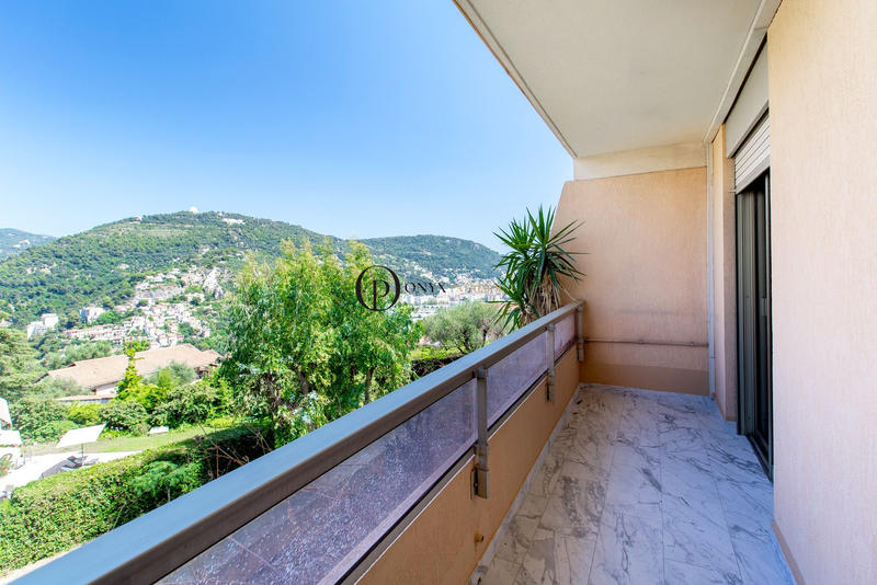 Appartement - 153 m² - 4 pièces