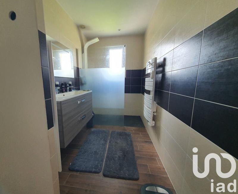 Maison - 93 m² - 5 pièces