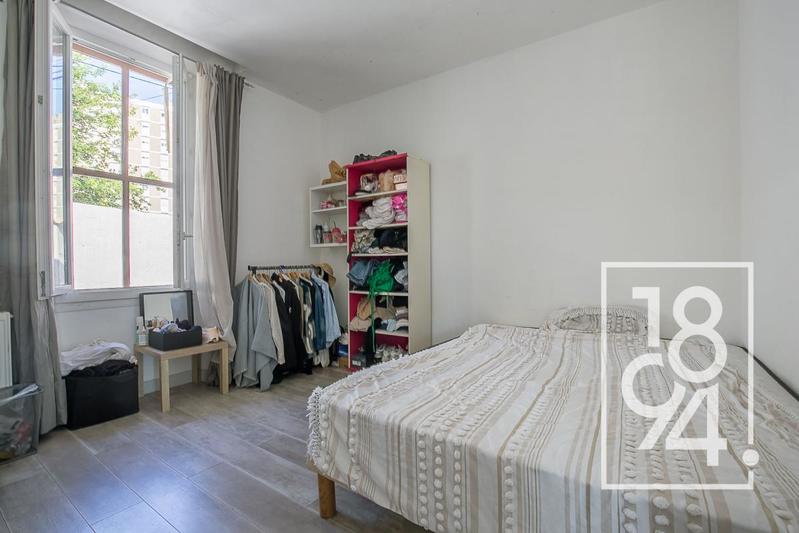 Maison - 209 m² - 3 pièces