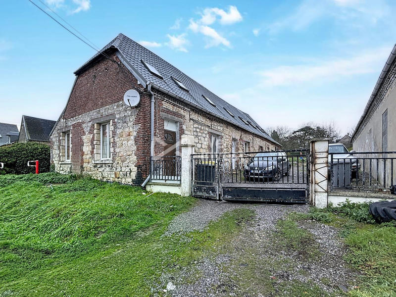 Maison - 190 m² - 14 pièces