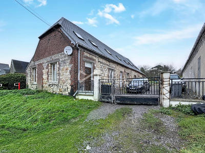 Maison - 190 m² - 14 pièces