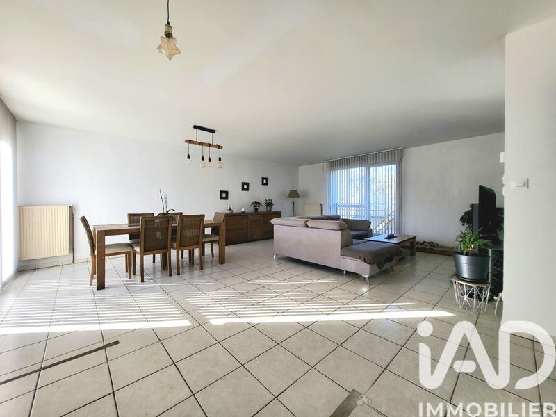 Maison - 106 m² - 5 pièces