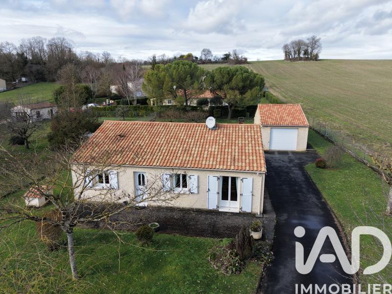 Maison - 90 m² - 5 pièces