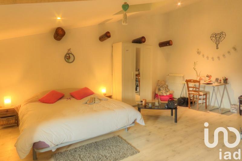 Maison - 192 m² - 4 pièces