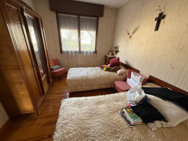 Maison - 158 m² - 12 pièces