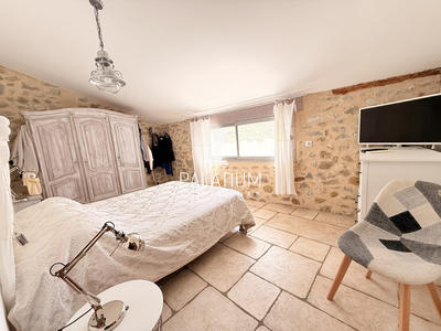 Maison - 157 m² - 5 pièces