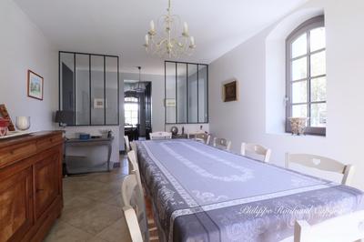 Maison de maîtres - 255 m² - 17 pièces