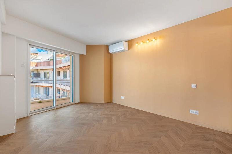 Appartement - 128 m² - 4 pièces