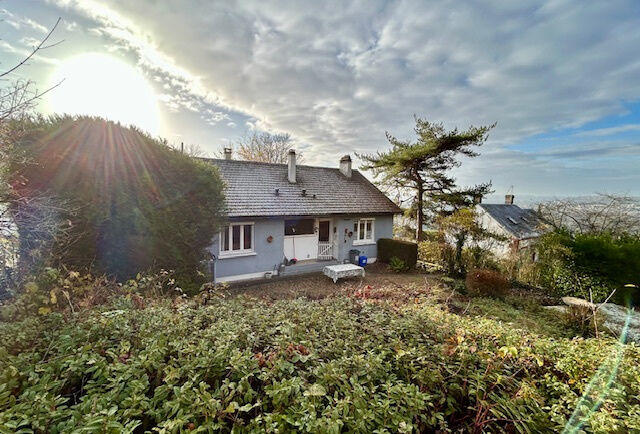 Maison - 81 m² - 5 pièces