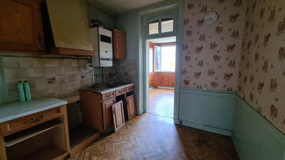 Maison - 98 m² - 6 pièces