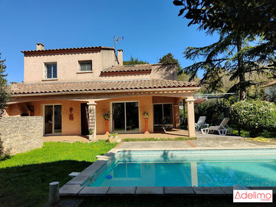 Villa - 141 m² - 5 pièces