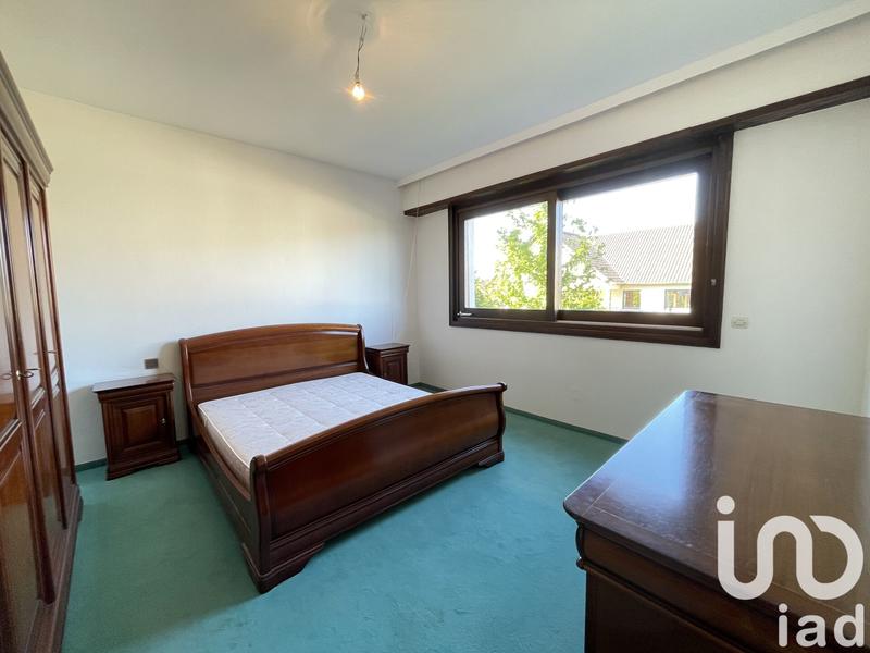 Maison - 225 m² - 8 pièces