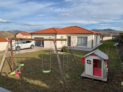 Maison - 126 m² - 5 pièces