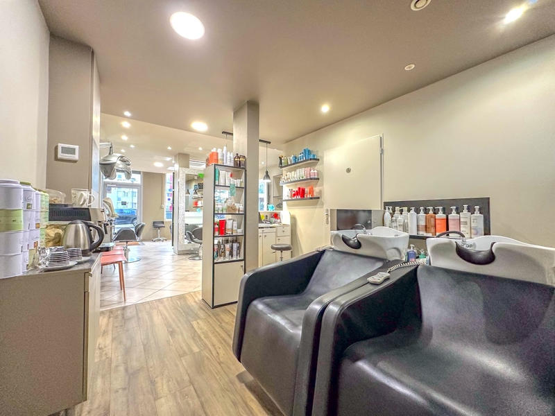 Fonds de commerce - Magasins - 48 m²