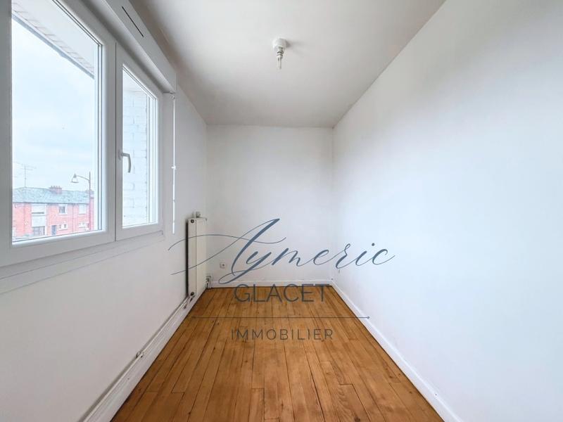 Maison - 92 m² - 5 pièces