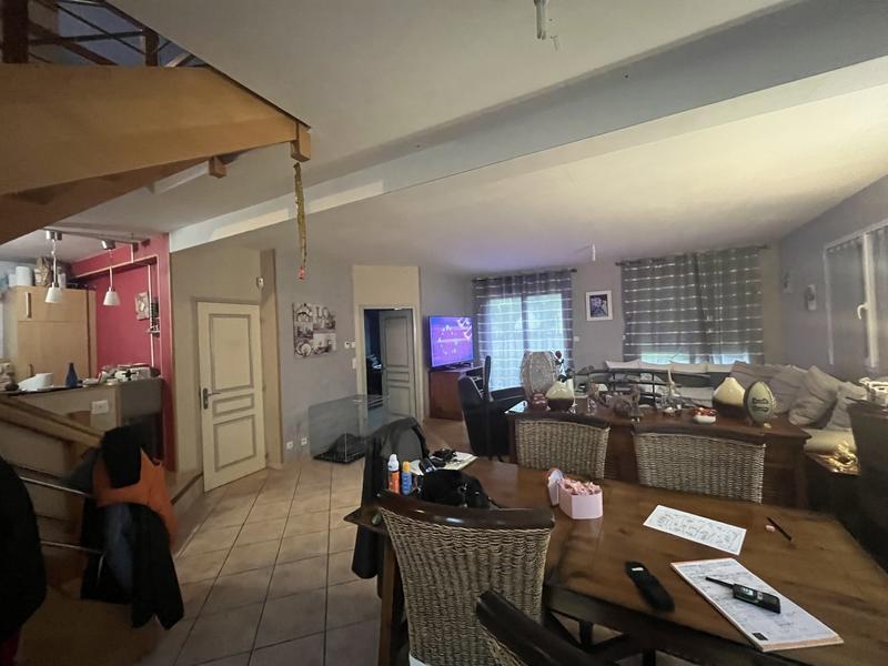 Maison - 157 m² - 5 pièces