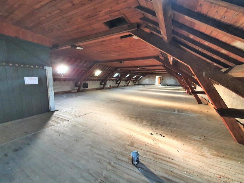 Immeuble - 8 000 m²