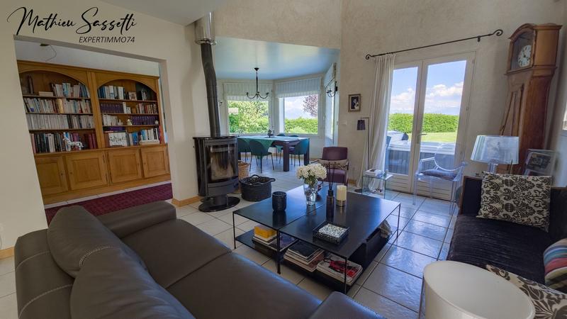 Maison contemporaine - 206 m² - 6 pièces