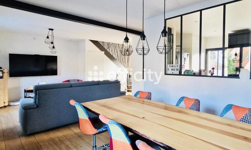 Maison - 180 m² - 5 pièces