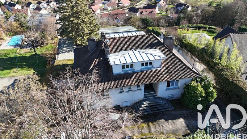 Appartement - 171 m² - 7 pièces