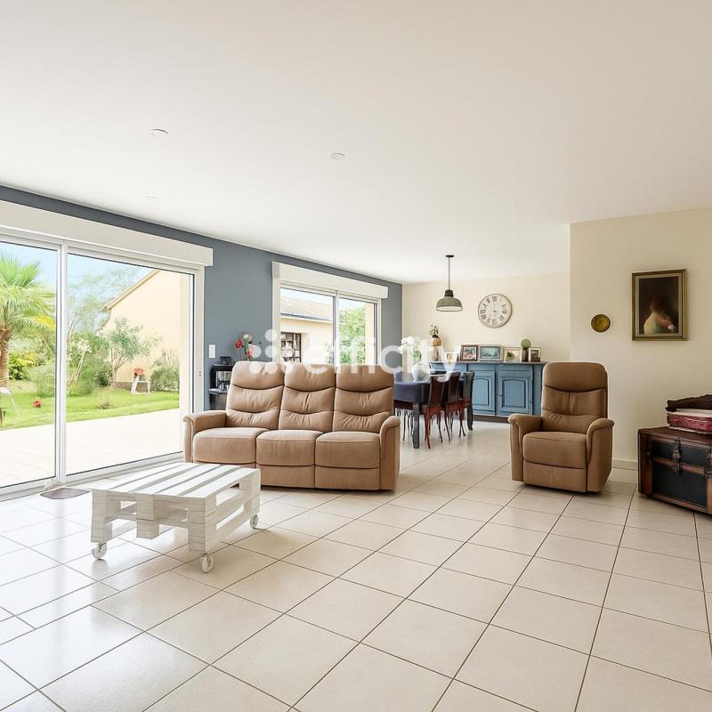 Pavillon - 121 m² - 5 pièces