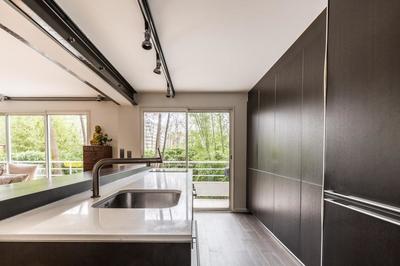 Maison - 200 m² - 4 pièces