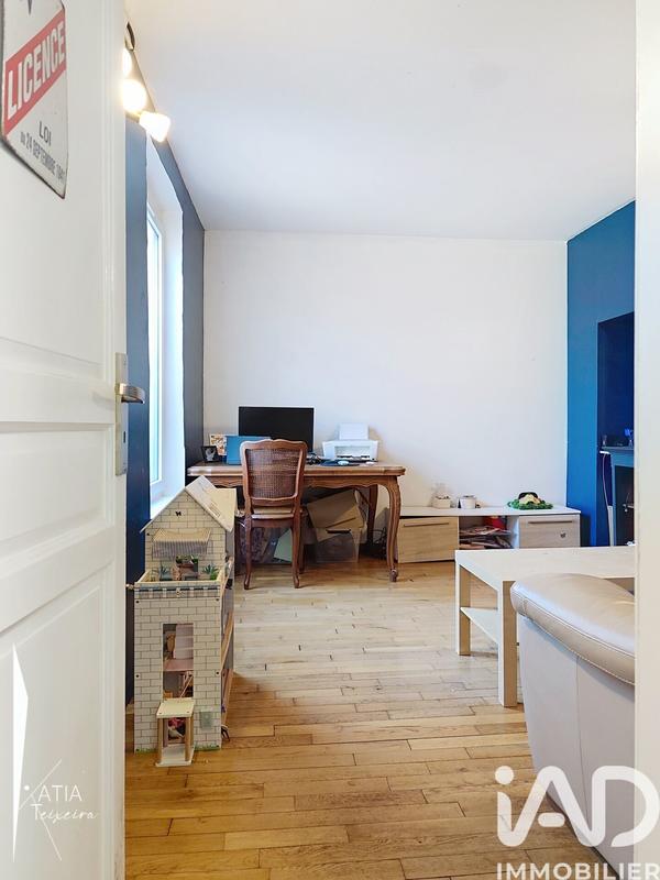 Maison - 214 m² - 10 pièces