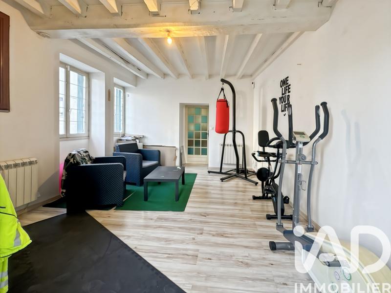 Maison - 158 m² - 8 pièces