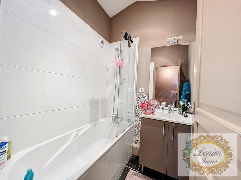 Appartement - 85 m² - 4 pièces