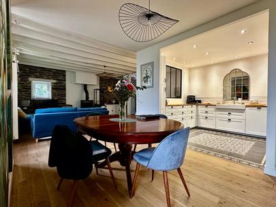 Maison - 170 m² - 7 pièces