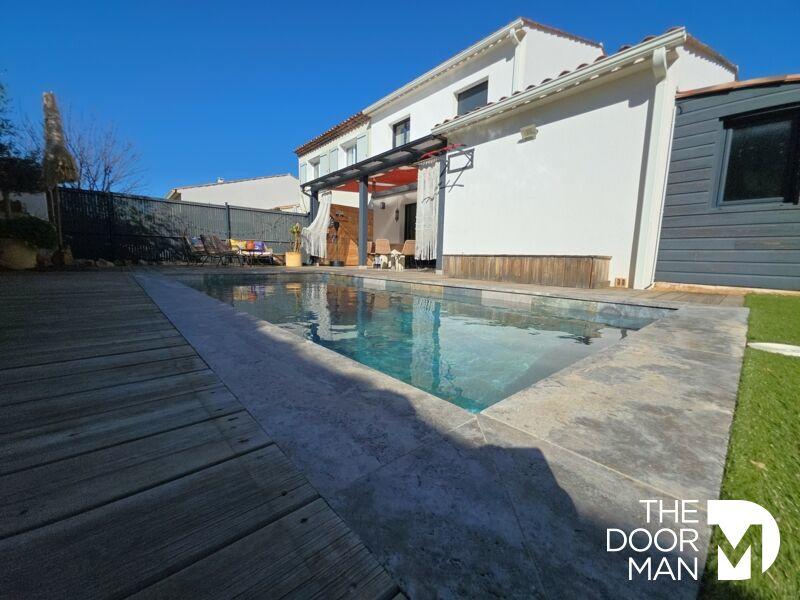 Maison - 102 m² - 5 pièces