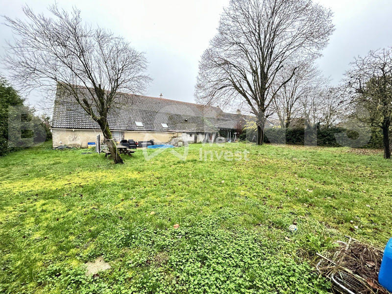 Maison - 250 m² - 8 pièces