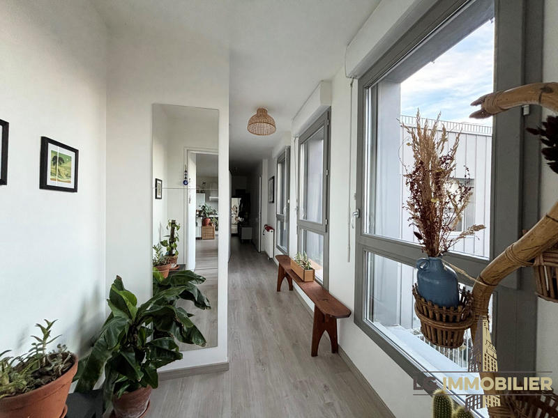 Appartement - 61 m² - 2 pièces