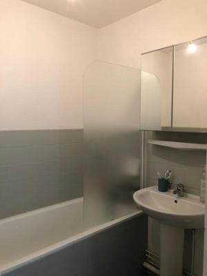 Appartement - 64 m² - 5 pièces