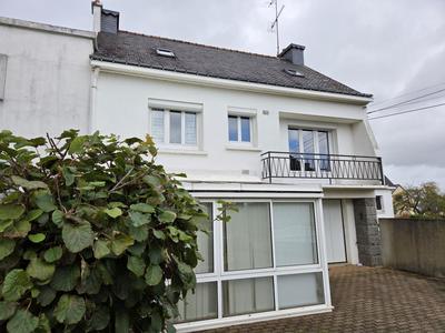 Maison - 97 m² - 5 pièces