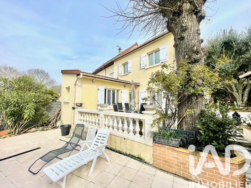 Maison - 127 m² - 5 pièces