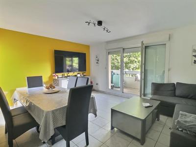 Appartement - 64 m² - 3 pièces