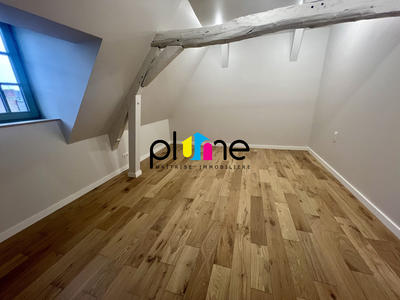 Appartement - 101 m² - 4 pièces