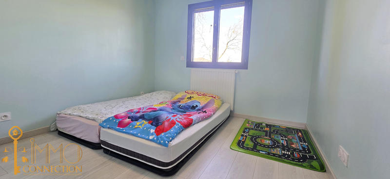 Villa - 80 m² - 4 pièces