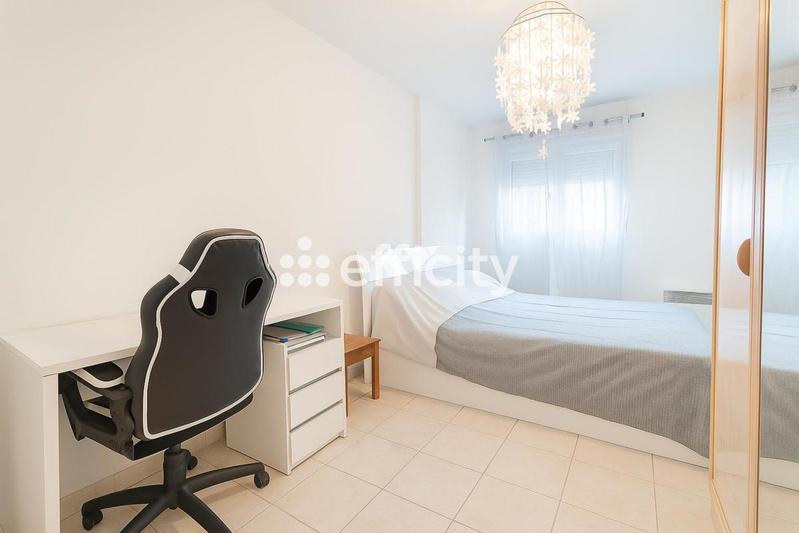 Appartement - 82 m² - 4 pièces