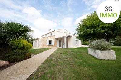 Propriété - 168 m² - 8 pièces