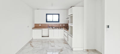 Villa - 111 m² - 4 pièces