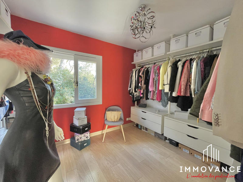 Villa - 200 m² - 8 pièces