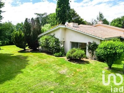 Maison de maîtres - 182 m² - 8 pièces