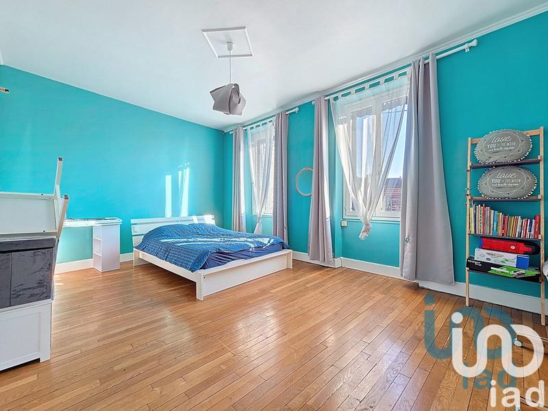 Maison - 159 m² - 7 pièces