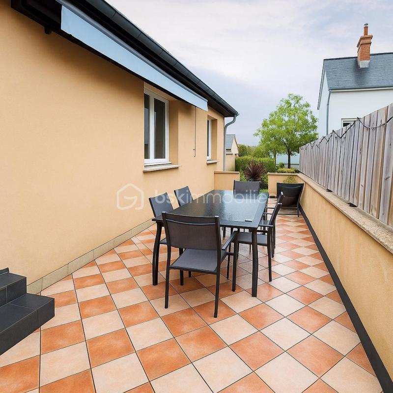 Maison traditionnelle - 139 m² - 4 pièces