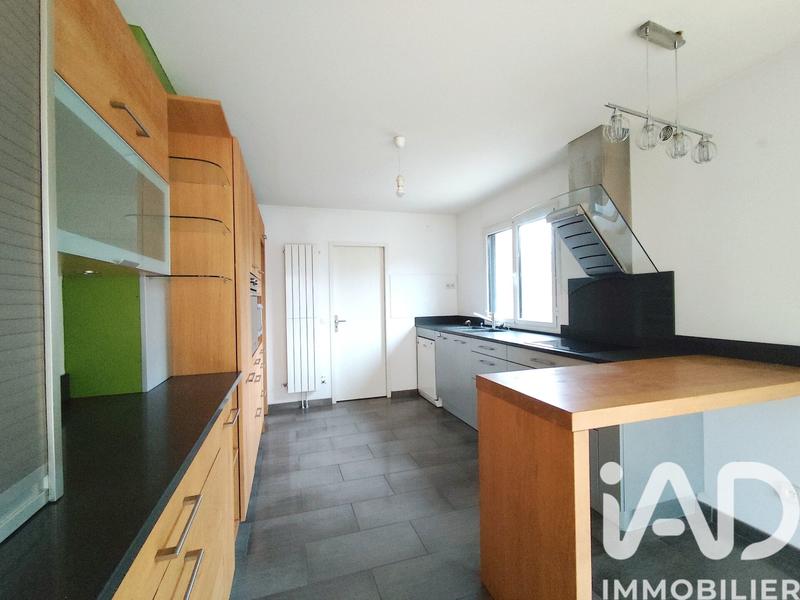 Maison - 189 m² - 6 pièces