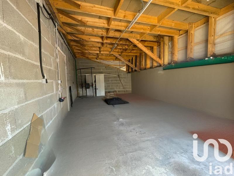 Maison - 205 m² - 5 pièces