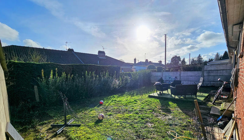 Maison - 110 m² - 4 pièces