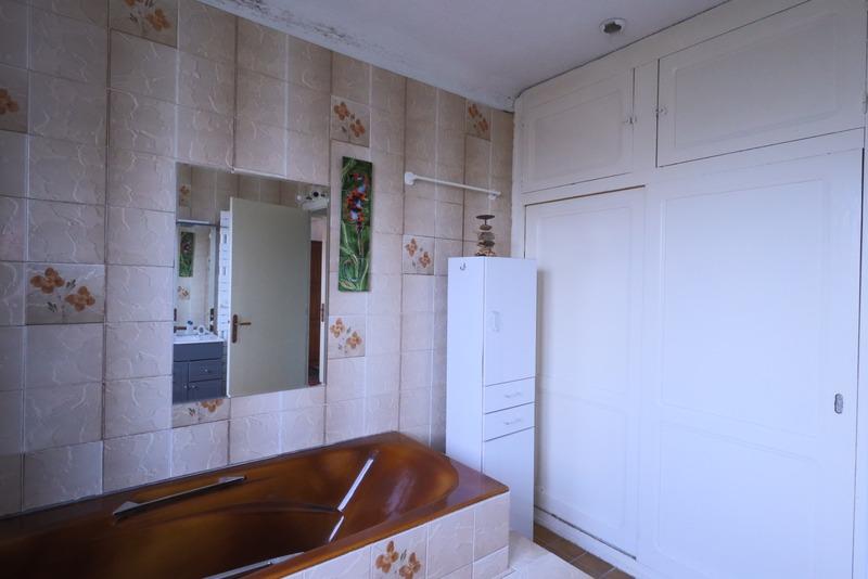 Maison - 93 m² - 5 pièces